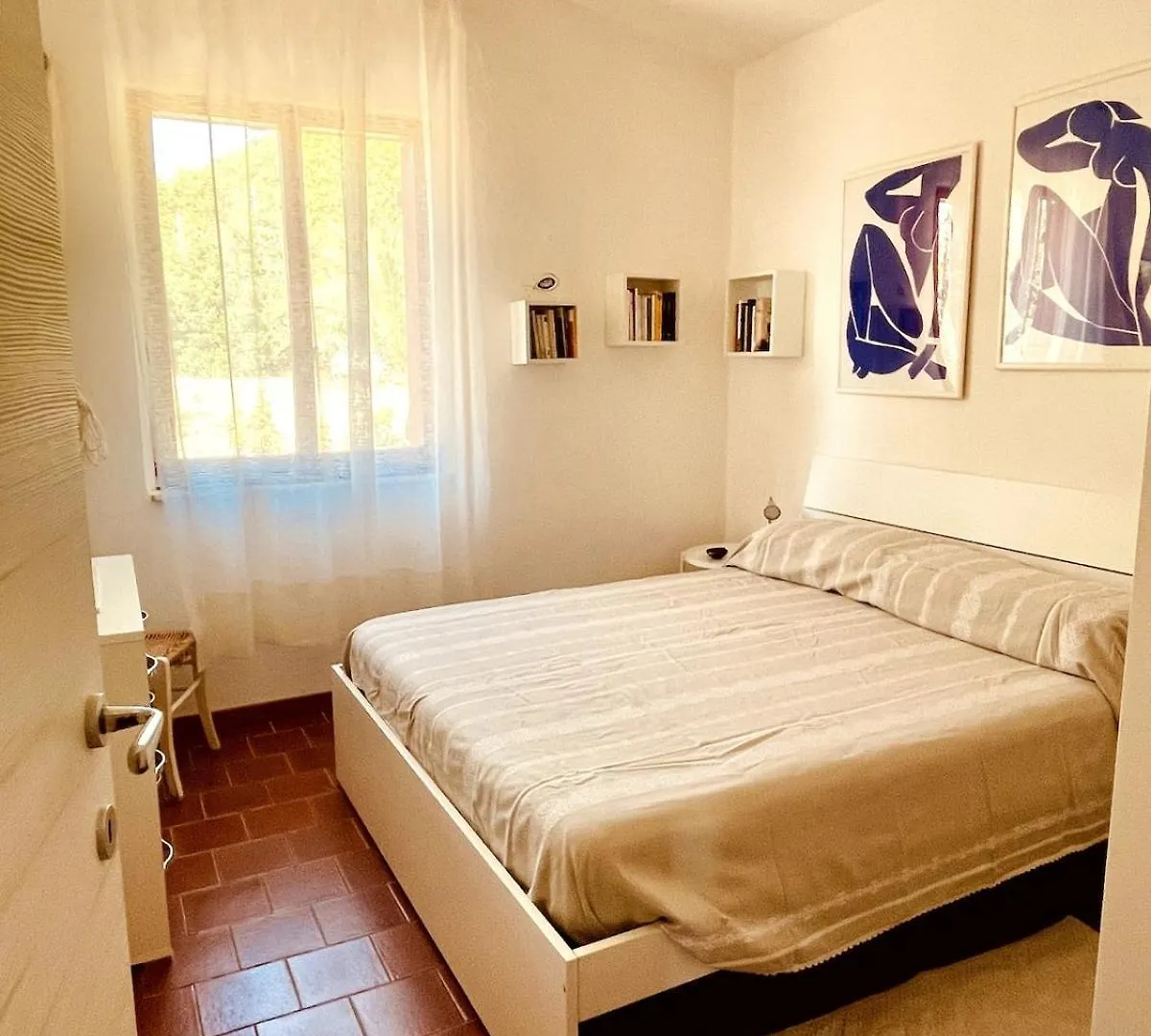 Villa Vista Mare A Bosa 마고마다스 0*,